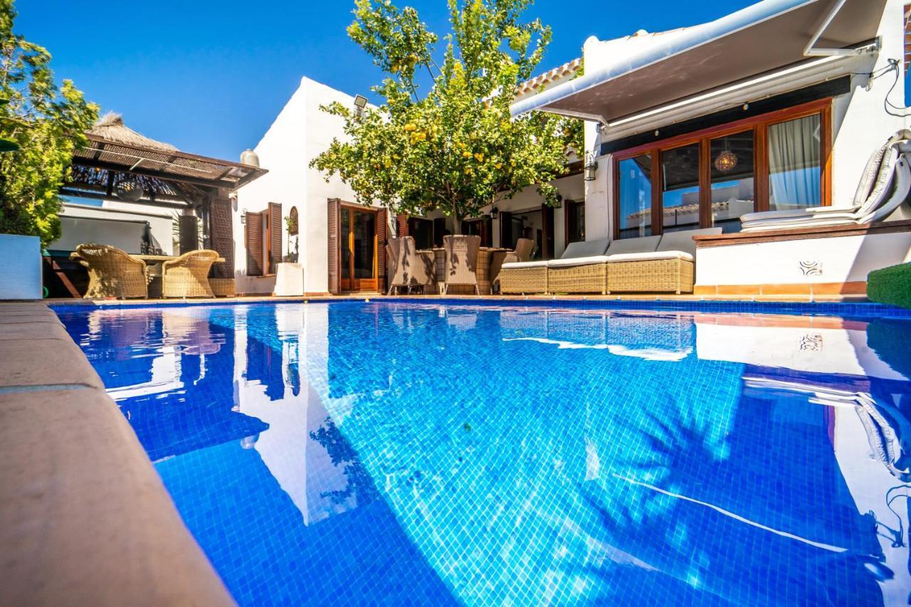 Luxury Villa On El Valle Golf Resort, Sauna, Hot Tub, Heated Pool. Banos y Mendigo Luaran gambar