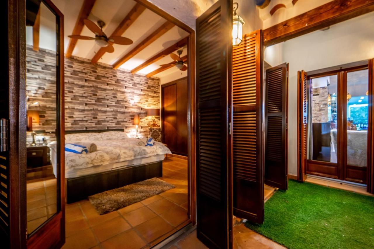 Luxury Villa On El Valle Golf Resort, Sauna, Hot Tub, Heated Pool. Banos y Mendigo Luaran gambar